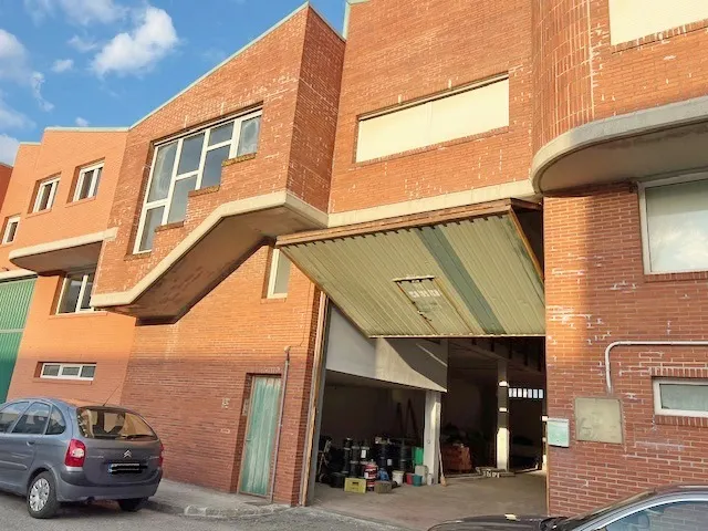 Nave industrial 3 habitaciones 731m² en venta - Bezana — 12