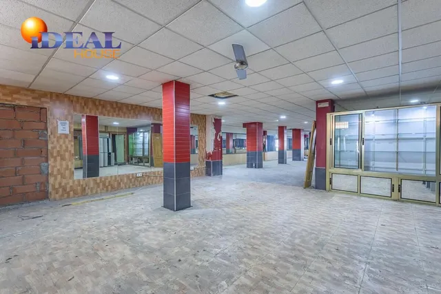 Local de 247 m2 en avenida de madrid – Granada capital — 10