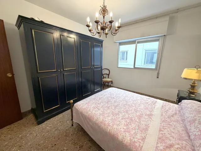 Vivienda de cuatro dormitorios en el centro de Alicante — 26