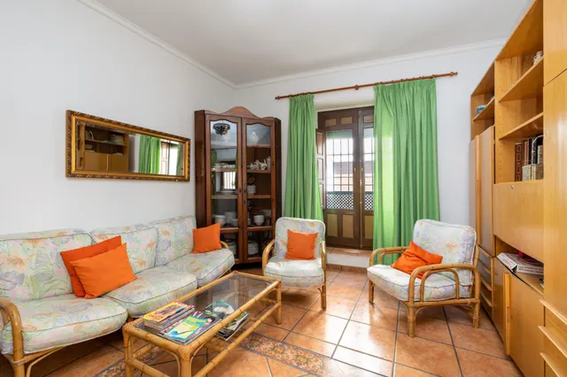 Espectacular e histórica casa señorial en el centro de Ugíjar — 5