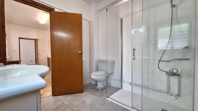 Casa SIN AMUEBLAR de tres dormitorios y patio en Vistabella — 21