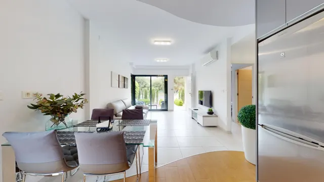Magnifica villa de 2 dormitorios a tan solo 5 min de Zenia Boulevard — 21