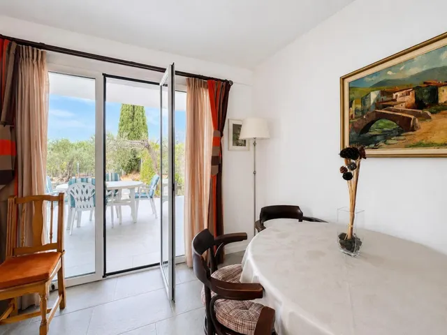 CASA CON TERRENO Y HUTG — 10