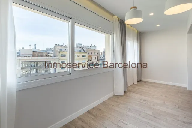 ESPECTACULAR PISO EN EL CENTRO DE BARCELONA — 12