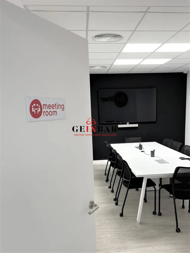COWORKING  EN LES TRES TORRES — 8