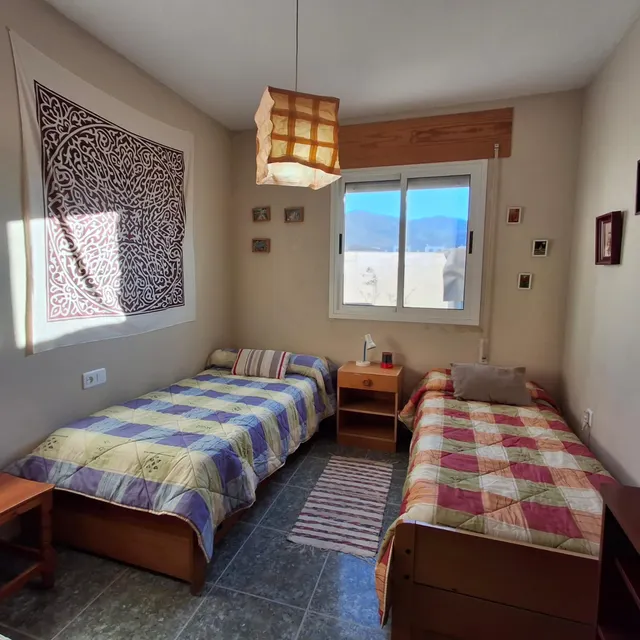 VIVE EN EL CENTRO: PISO CON ENCANTO EN LA PLAZA — 2
