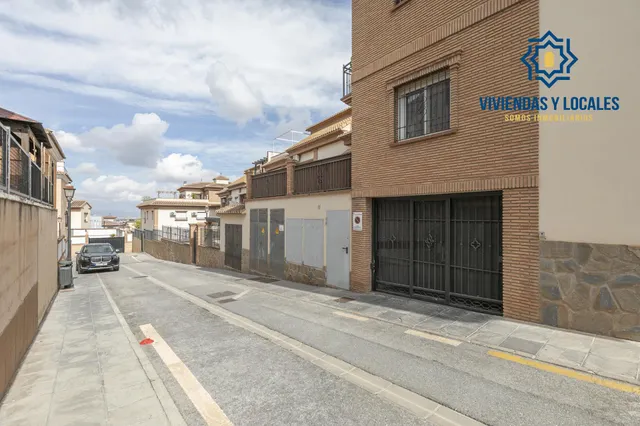 Ático en venta en La Zubia — 8