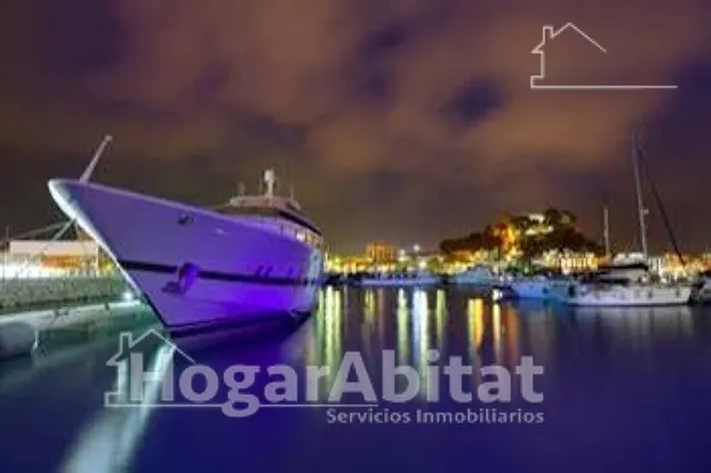 Seminuevo en denia, luminoso y espacioso con balcón y ascensor — 33