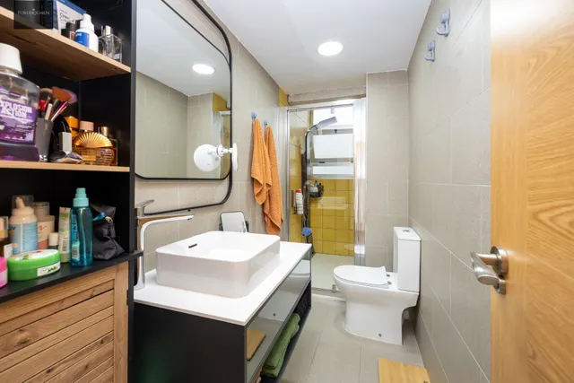 Piso Reformado en Zona Comercial y Universitaria de Granada - €330,000 — 17