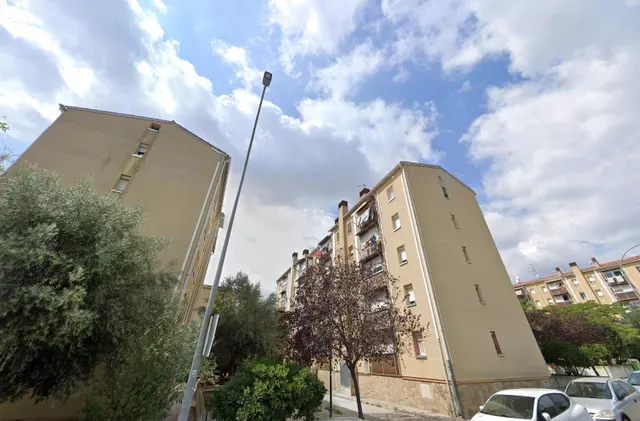 SE VENDE PISO EN TERRASSA
