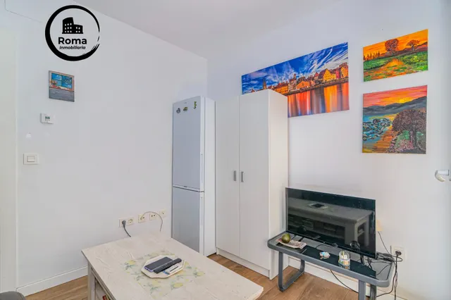 Precioso duplex moderno con patio — 31