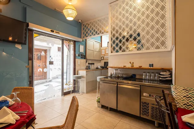 TRASPASO RESTAURANTE EN CORAZON ALBAICIN — 8
