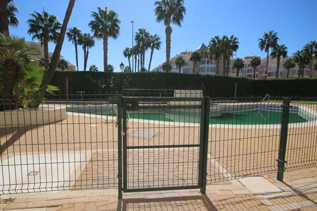 Apartamento con 2 suites y terraza en Residencial El Faro, Isla Canela — 44