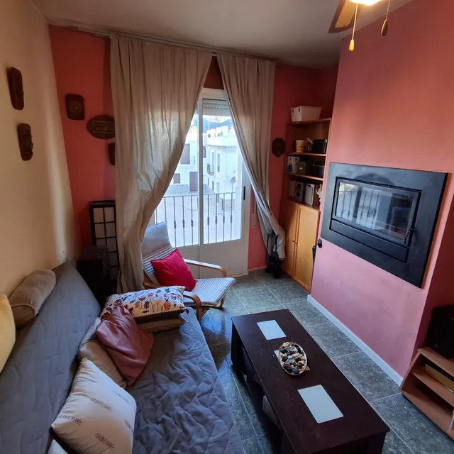 VIVE EN EL CENTRO: PISO CON ENCANTO EN LA PLAZA — 14
