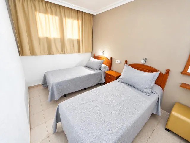 Apartamento con terraza en Playa del Inglés – Edificio Los Tilos — 19