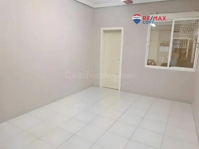Piso en Ronda Norte: Espacio y Comodidad a su Alcance - foto 5