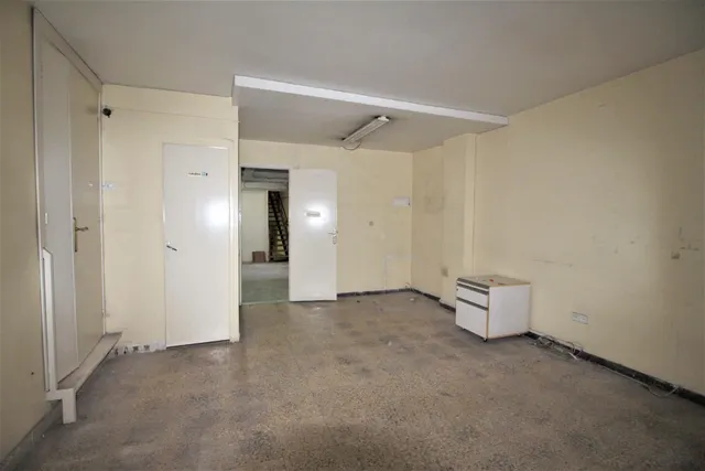 Local en venta Hospitalet del Llobregat — 10