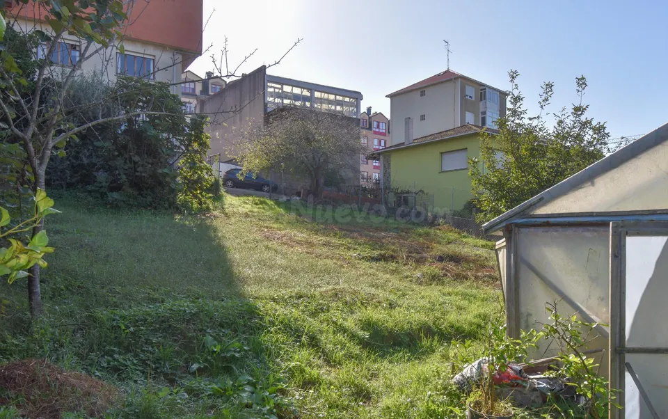 PARCELA EDIFICABLE DE 1215  M2 EN ZONA DROZO
