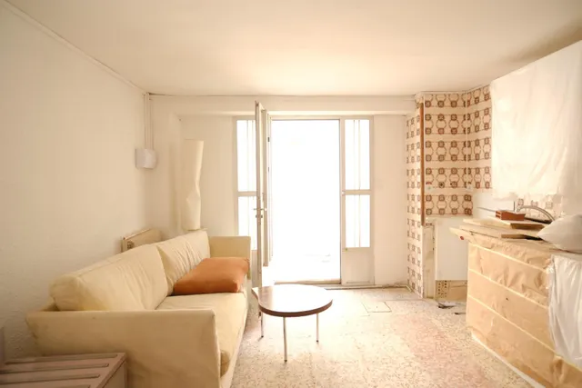 Piso en planta baja con patio en alquiler en casas ibañez — 10