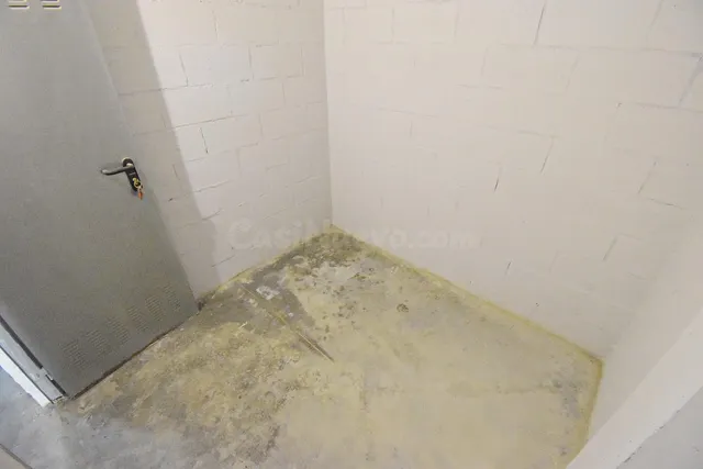SE VENDE PLAZA DE GARAJE Y TRASTERO EN TRES OLIVOS FASE II - foto 3