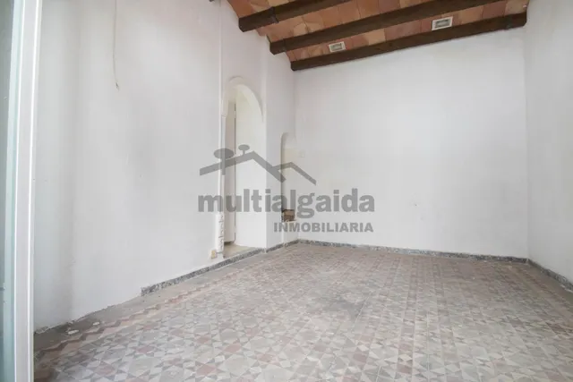 GRAN CASA EN EL CENTRO DE LA CIUDAD — 3