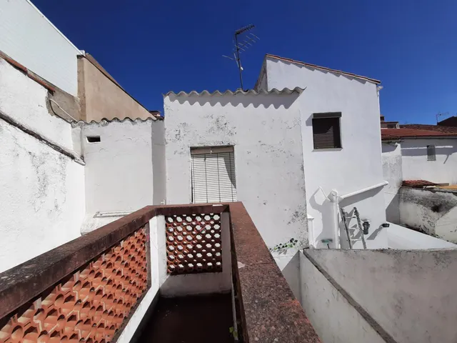Casa con terraza en Malpartida de Cáceres — 9