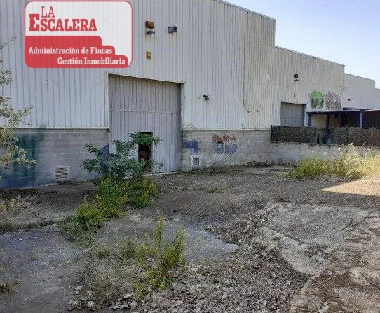 Nave industrial diáfana en polígono industrial - foto 3