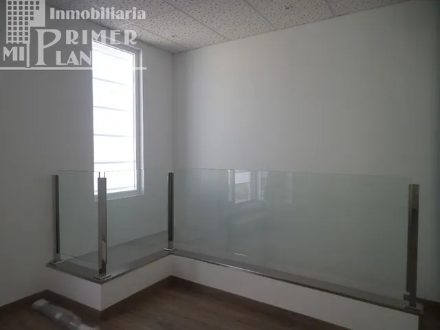 Oficina 110m² en venta - Avda. Antonio Huertas — 28