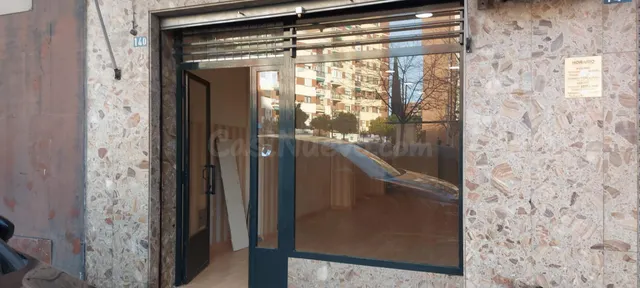 LOCAL COMERCIAL EN ALQUILER ZONA SANTA MARINA
