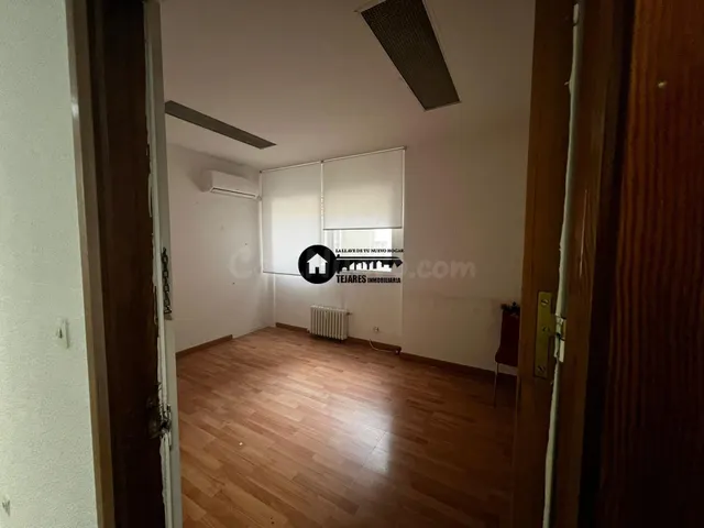 INMOBILIARIA TEJARES VENDE OFICINA EN LA CALLE ROSARIO - foto 3