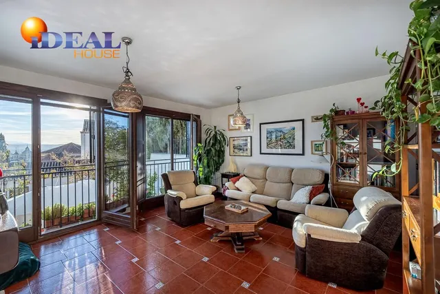 CASA SINGULAR EN ALBAICÍN JUNTO A PUERTA DE ELVIRA — 12