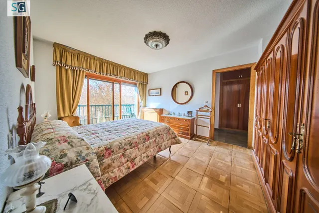Residencia exclusiva en Paseo del Salón con vistas despejadas — 8