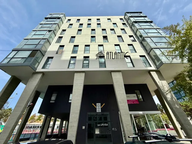 Despacho 1 habitación 67m² en venta - Navia — 48