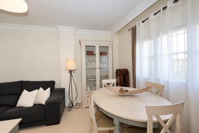 ¡tu nuevo hogar con dos patios, 2 dormitorios y aire por conductos! — 6