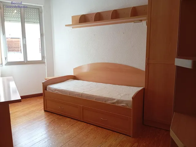 Amplio y Luminoso Piso en San Antón, Logroño - €395.000 — 14
