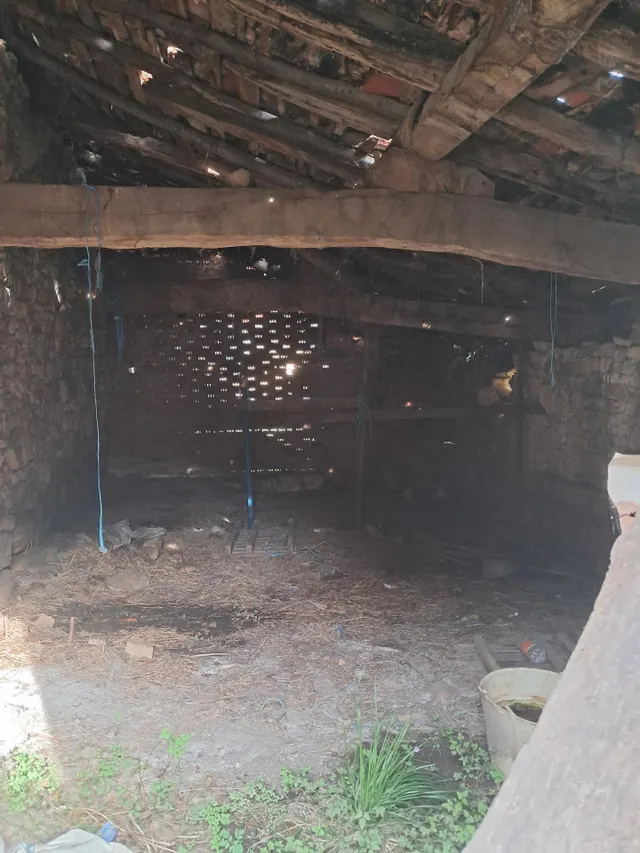 CASA DE PIEDRA EN ZONA RURAL — 11