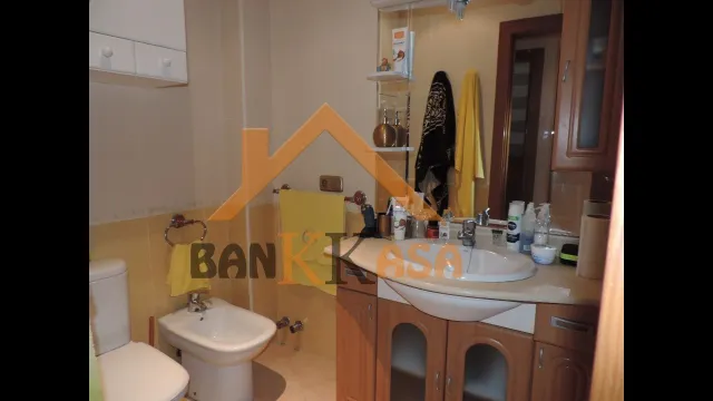 SE VENDE VIVIENDA SOBRE LOCAL EN SANTA MARÍA DEL ÁGUILA — 31
