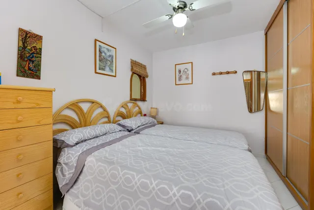 Apartamento de 1 dormitorio con parking comunitario a 240m de la Playa de La Mata — 9