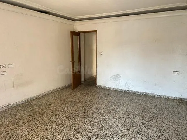 Ocasión .......piso para reformar en Torres de Cotillas !! — 4