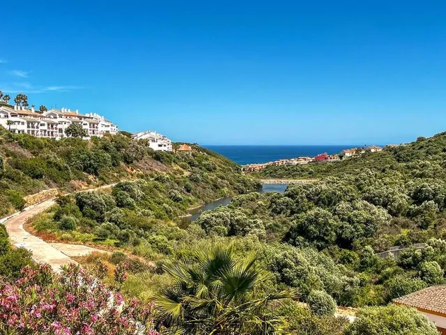 Apartamento en Alquiler en San Roque Cádiz — 9