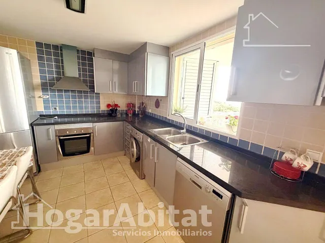 ¡encantador chalet! amplio y sofisticado con piscina, garaje y dos terrazas — 8
