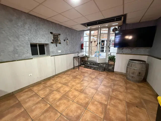 Venta albergue en el camino de Santiago en Cacabelos — 8