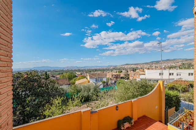 Adosado 4 habitaciones 208m² en venta - Zona metropolitana — 24