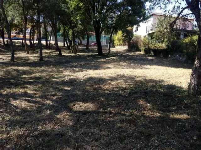 A 7 KM DE LA PLAYA DE BLANES --  se venden parcela — 14