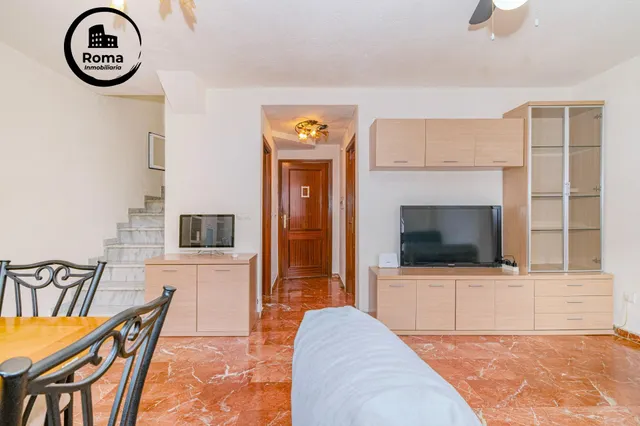 OPORTUNIDAD EN VENTA DE CASA ADOSADA DE 3 DORMITORIOS EN VEGAS DEL GENIL — 37