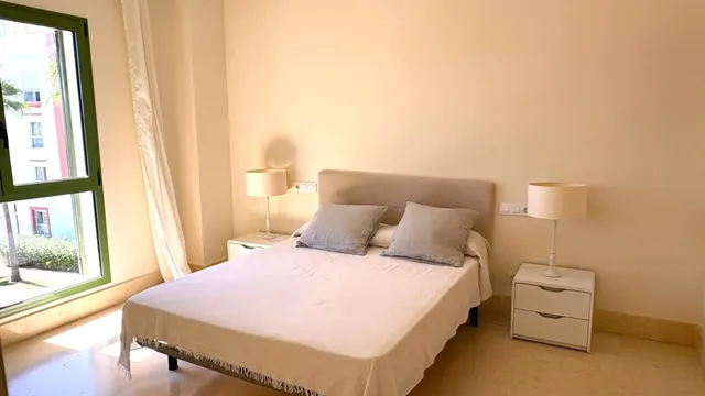 Apartamento en Alquiler en San Roque Cádiz — 8