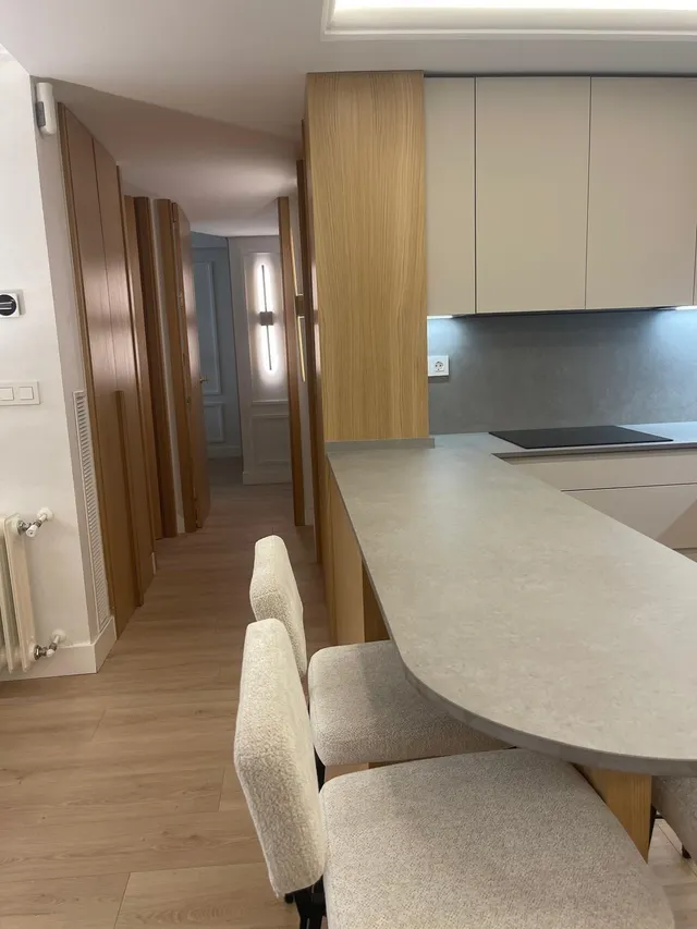 Piso de Lujo TOTALMENTE REFORMADO en Alquiler | Centro - Figares, Granada Referencia: DLR00282 — 7