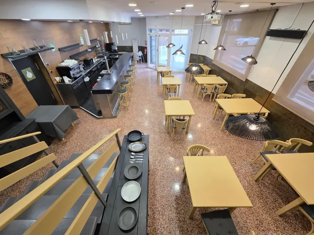 Traspaso bar-restaurante en Igualada zona poble sec!! — 19