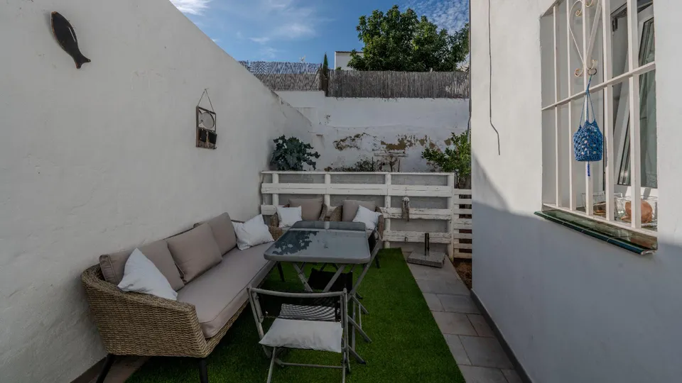 Encantadora Casa Reformada en el Corazón de Ayamonte