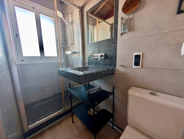 habitaciones premium para chicas estudiantes en una amplia c - foto 3
